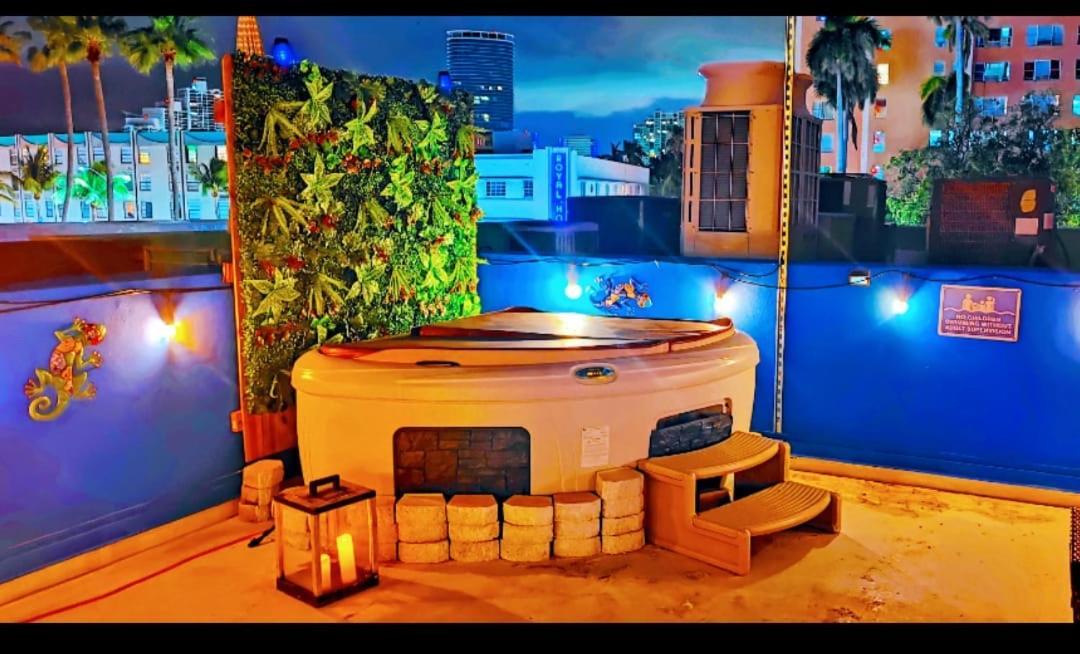 2Bedroom 2Bath Loft Exclusive Rooftop&Jacuzzi,1Block From Beach Маями Бийч Екстериор снимка